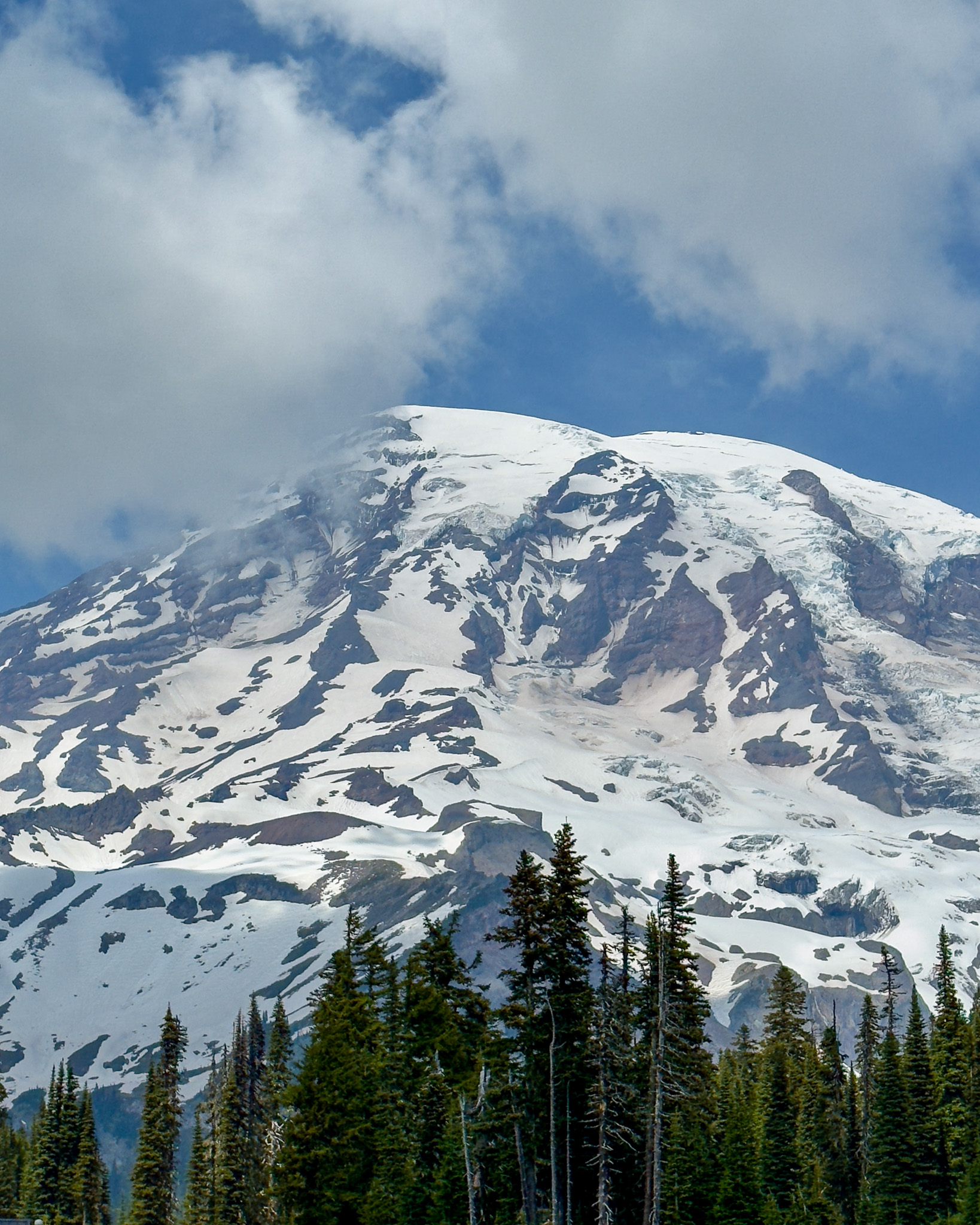 Textural stone patterns